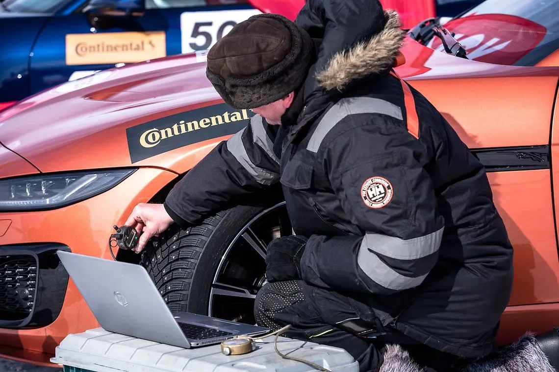 Continental на льду озера Байкал. 18 РЕКОРДОВ СКОРОСТИ НА ЛЬДУ БАЙКАЛА ОТ CONTINENTAL.