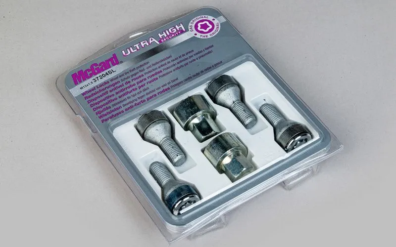 Секретки на колеса Mcgard